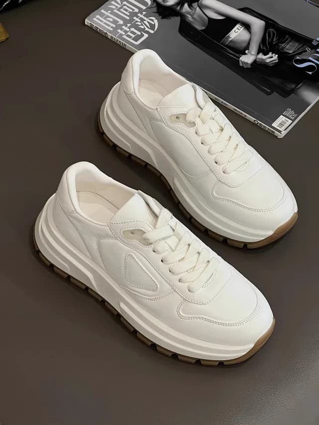 スーツスニーカー レディースオフィスフレアスニーカー